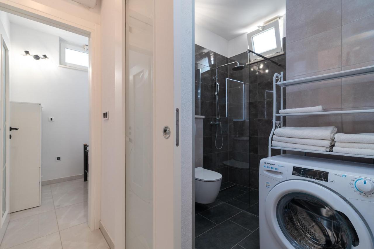 Apartment Leo Trogir Extérieur photo