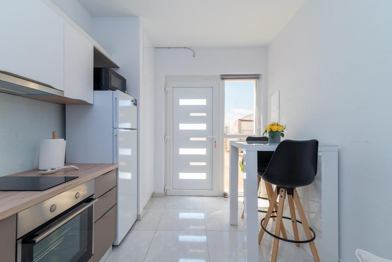 Apartment Leo Trogir Extérieur photo