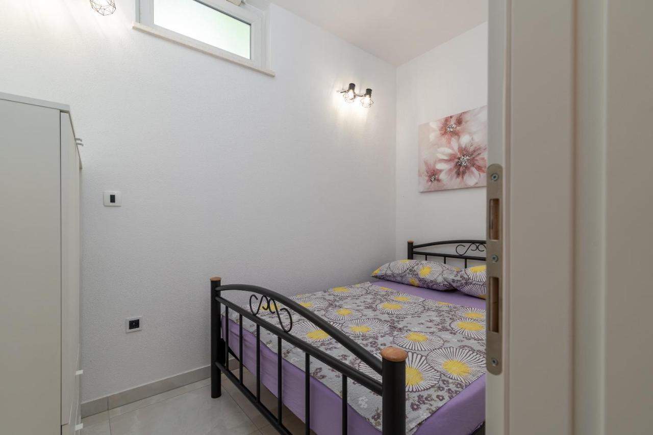 Apartment Leo Trogir Extérieur photo