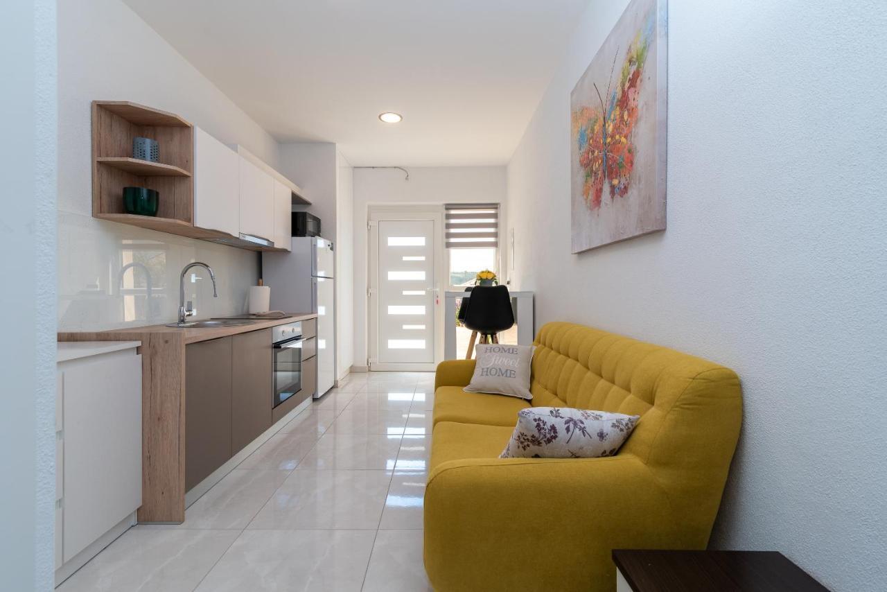 Apartment Leo Trogir Extérieur photo