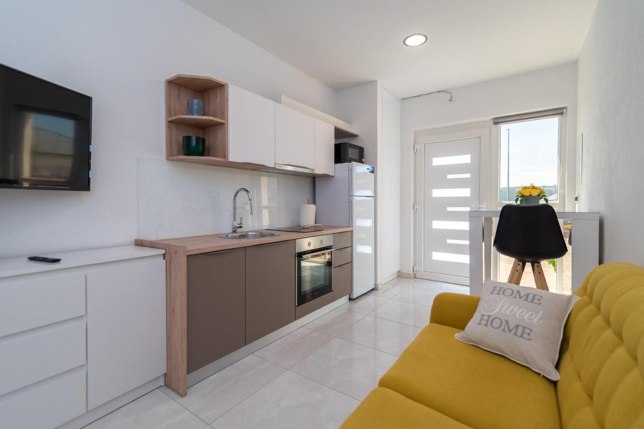 Apartment Leo Trogir Extérieur photo